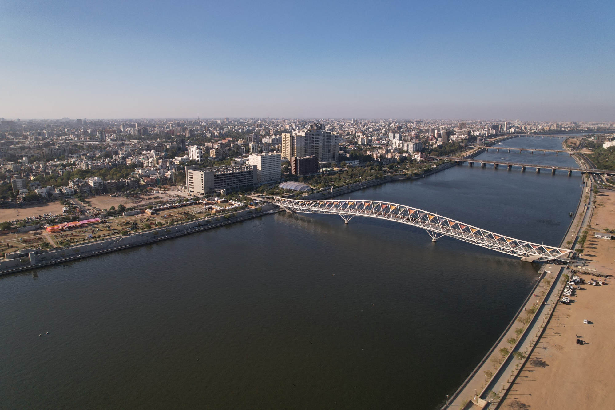 Book Flights to Ahmedabad – Best Airfare Deals to AMD