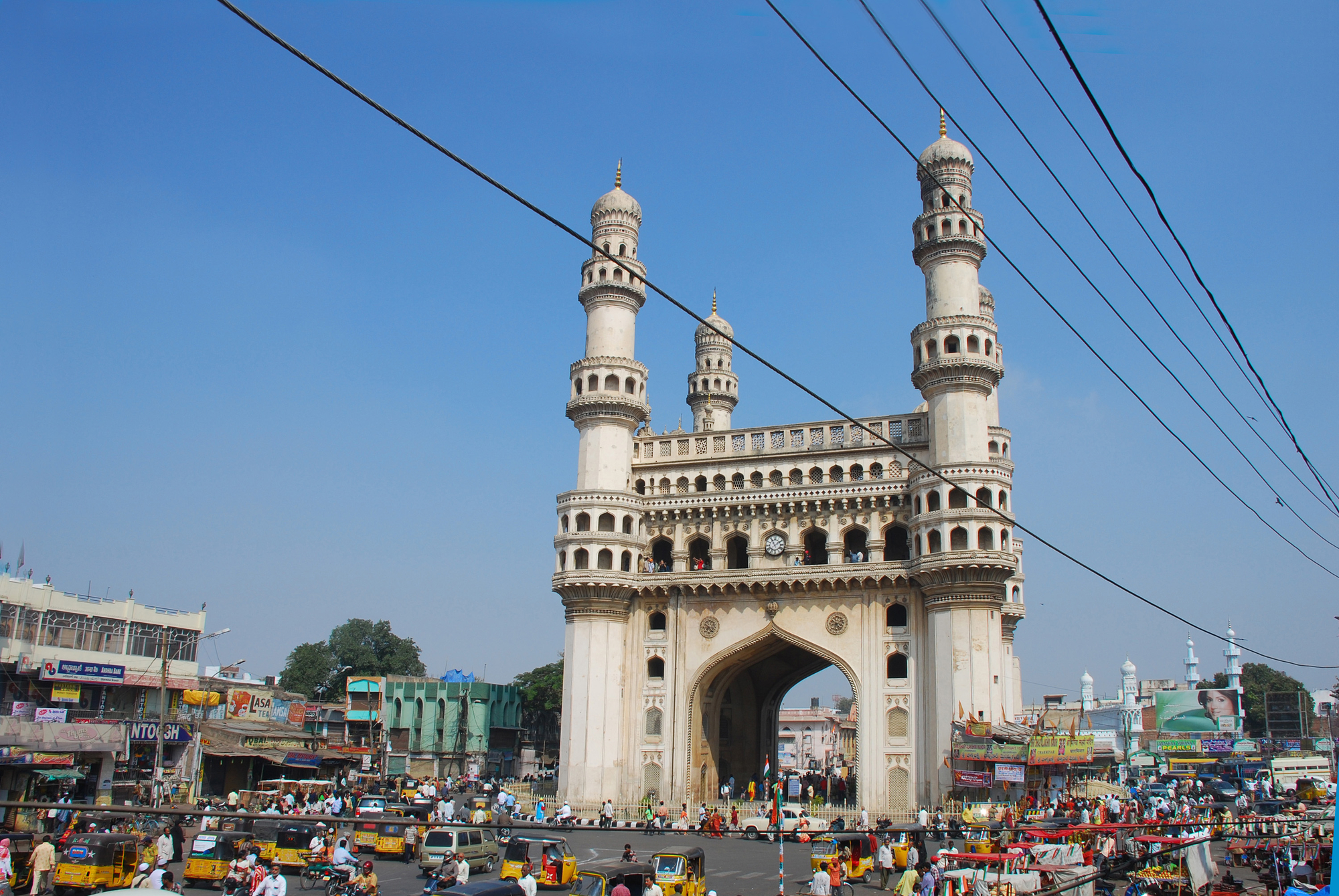 Book Flights to Hyderabad – Best Airfare Deals to HYD